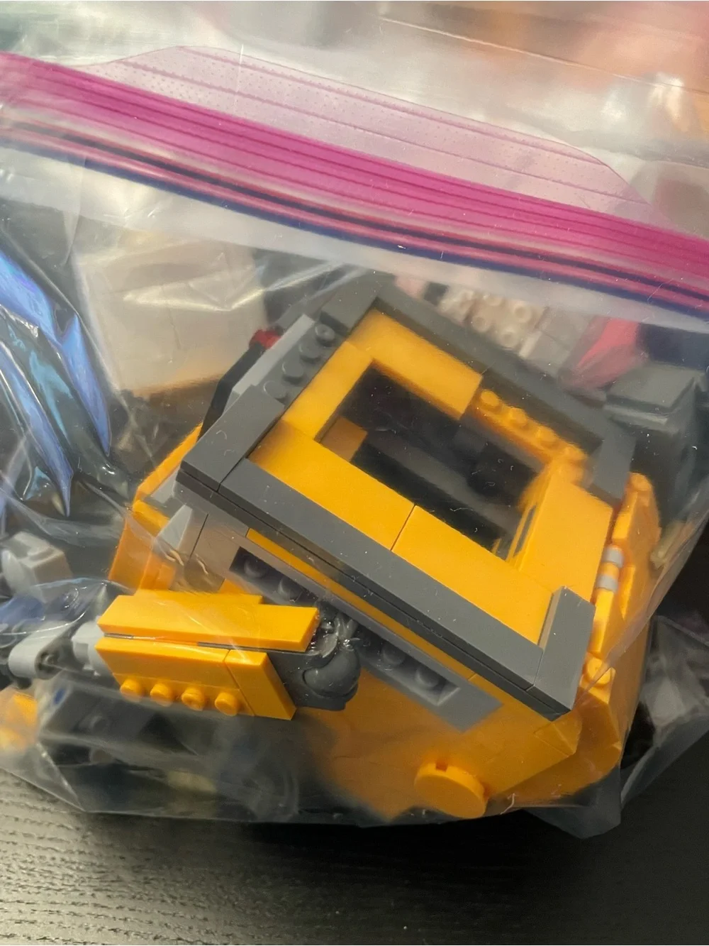 Disney WALL·E and EVE Yellow & White Buildable Toy Set